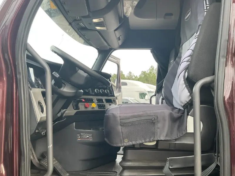 2018 FREIGHTLINER CASCADIA 126
