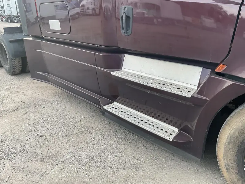 2018 FREIGHTLINER CASCADIA 126