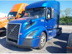 2021 VOLVO VNL64T760