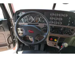 2021 PETERBILT 389