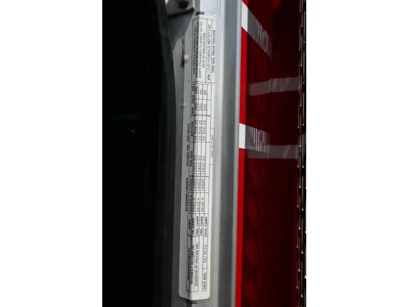 2021 PETERBILT 389
