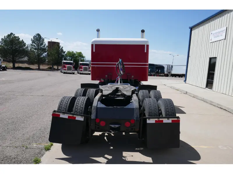 2019 PETERBILT 389