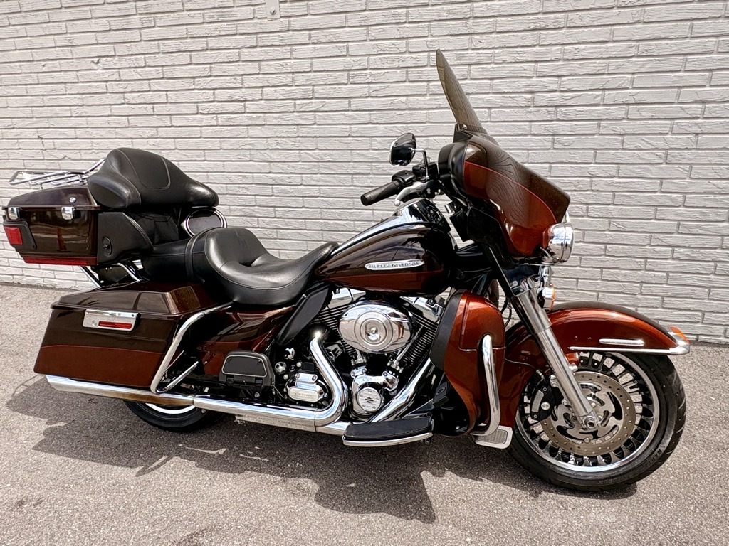 2011 Harley-Davidson ELECTRA GLIDE ULTRA LIMITED ULTRA LIMITED in Lake Alfred, FL