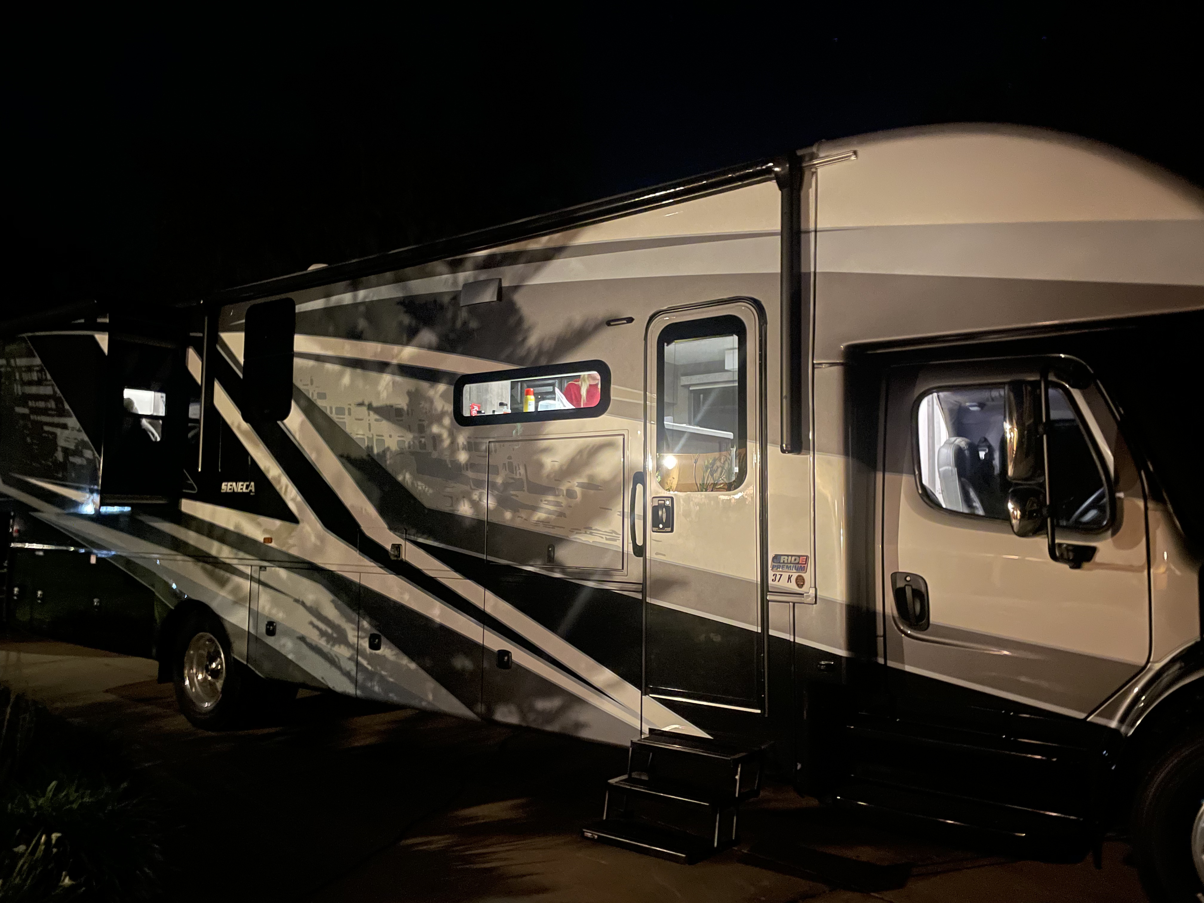 2023 Jayco SENECA 37K RV