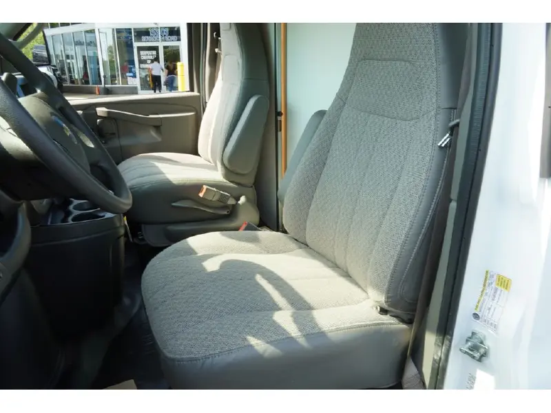 2026 CHEVROLET Express 3500