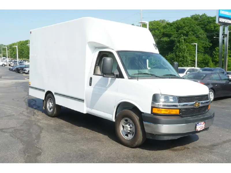2026 CHEVROLET Express 3500
