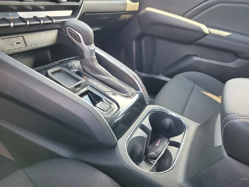 2024 GMC CANYON