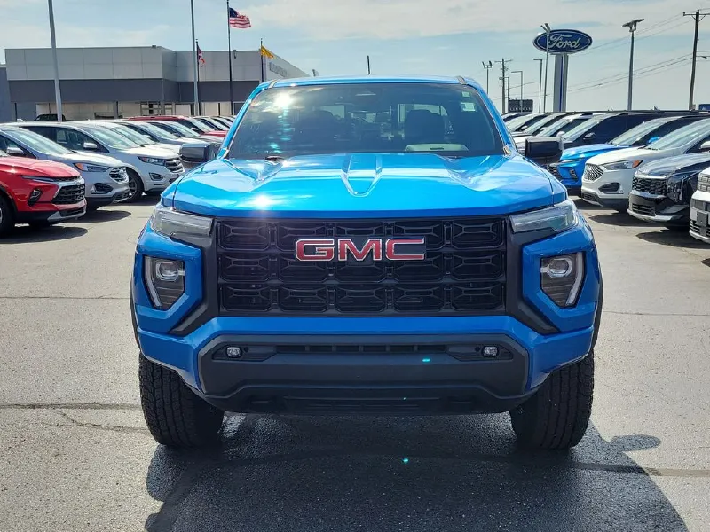 2024 GMC CANYON