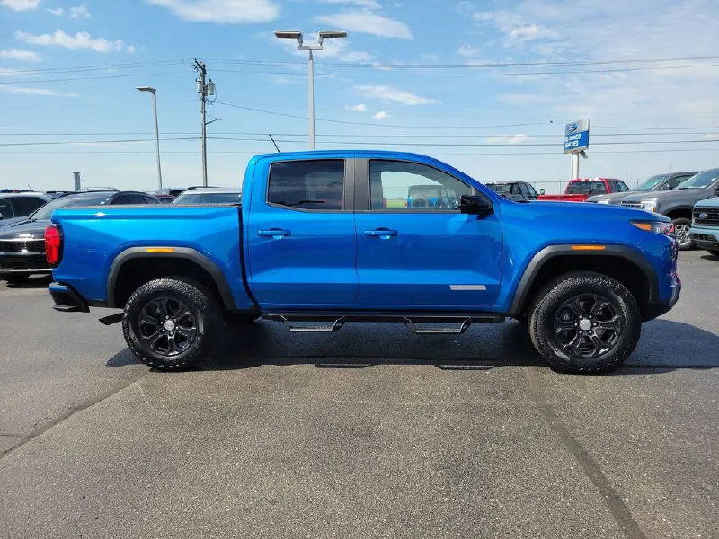 2024 GMC CANYON