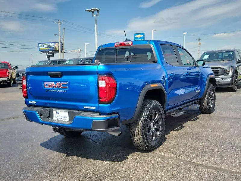 2024 GMC CANYON