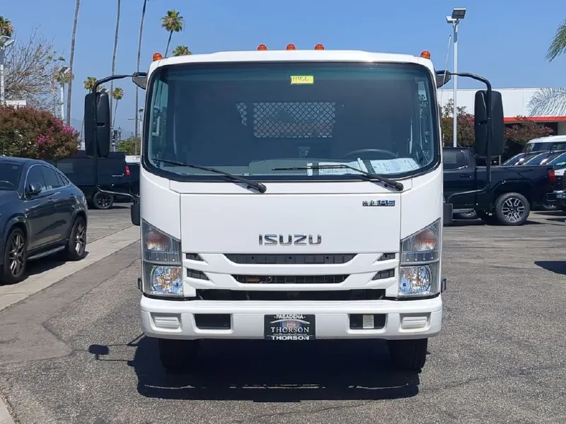 2018 ISUZU NPR HD