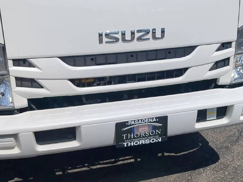 2018 ISUZU NPR HD