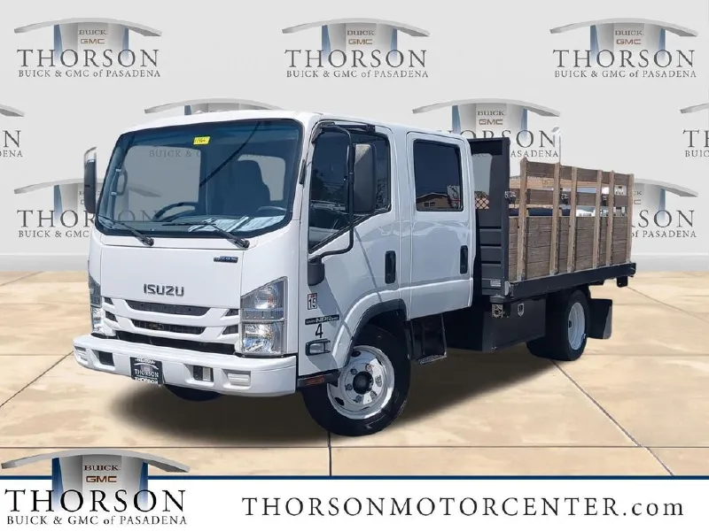 2018 ISUZU NPR HD