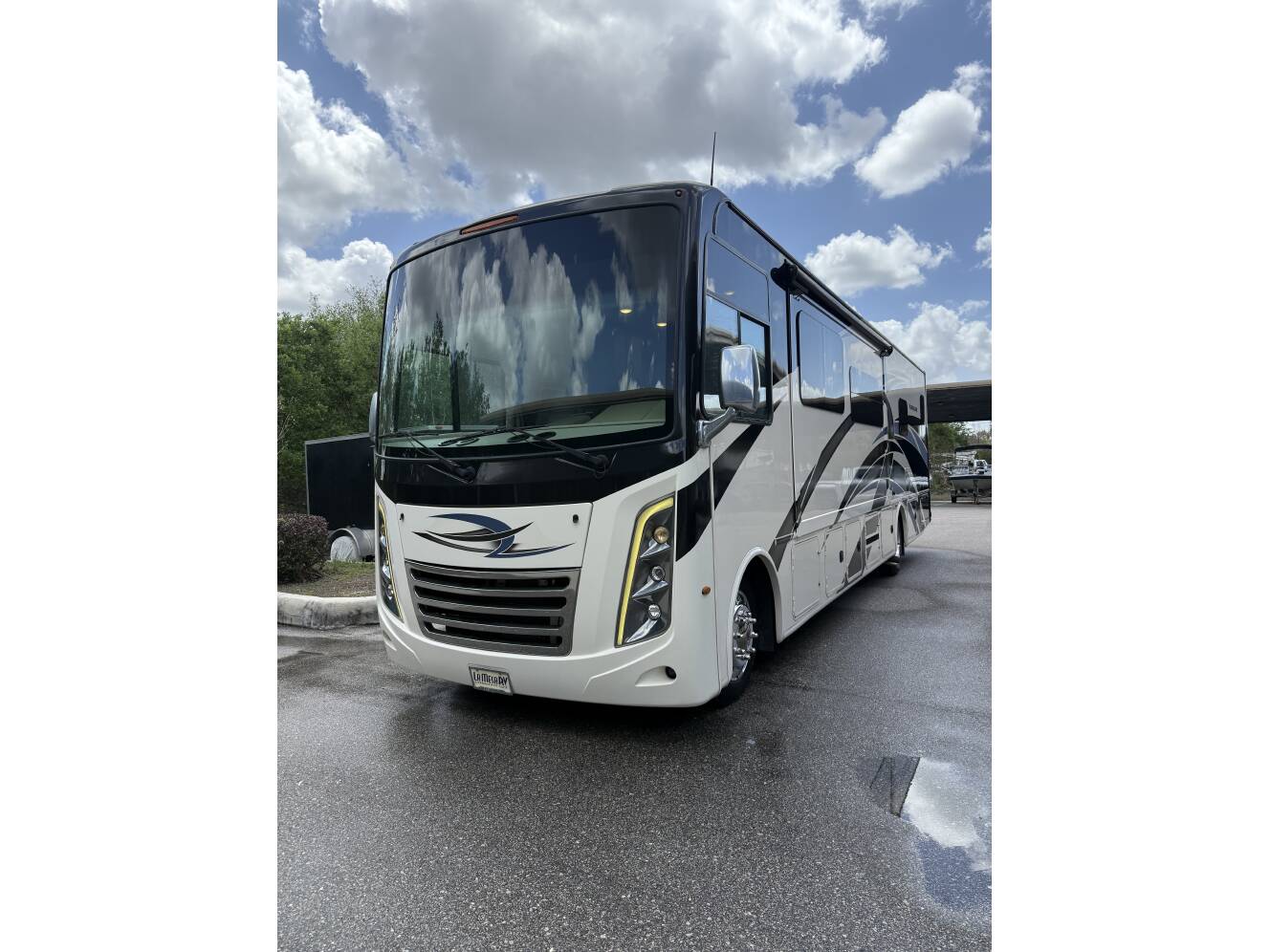 A photo of this 2021 Thor Motor Coach HURRICANE 35M
