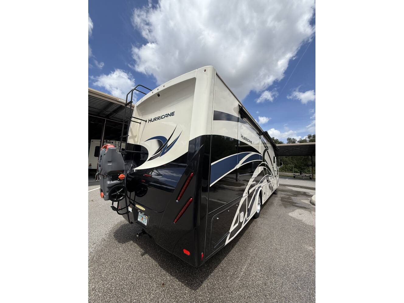 A photo of this 2021 Thor Motor Coach HURRICANE 35M
