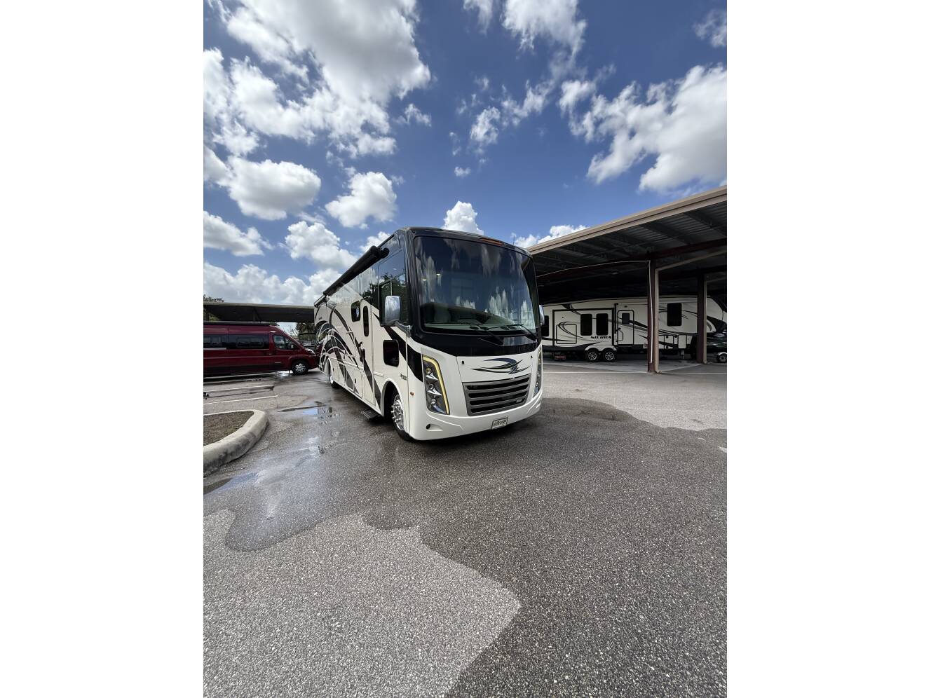 A photo of this 2021 Thor Motor Coach HURRICANE 35M