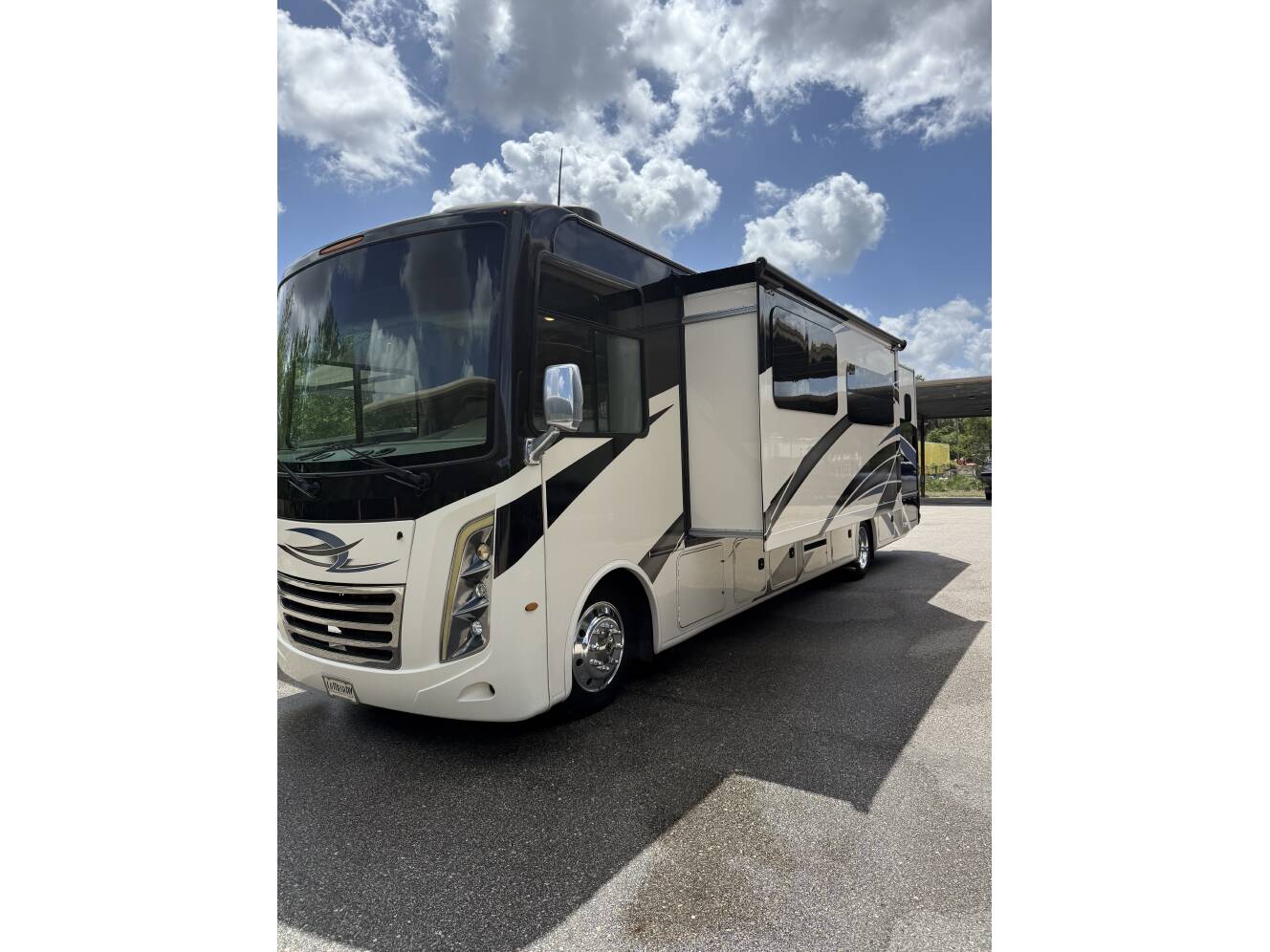 A photo of this 2021 Thor Motor Coach HURRICANE 35M
