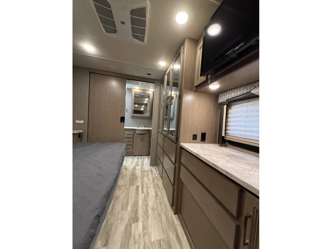 A photo of this 2021 Thor Motor Coach HURRICANE 35M
