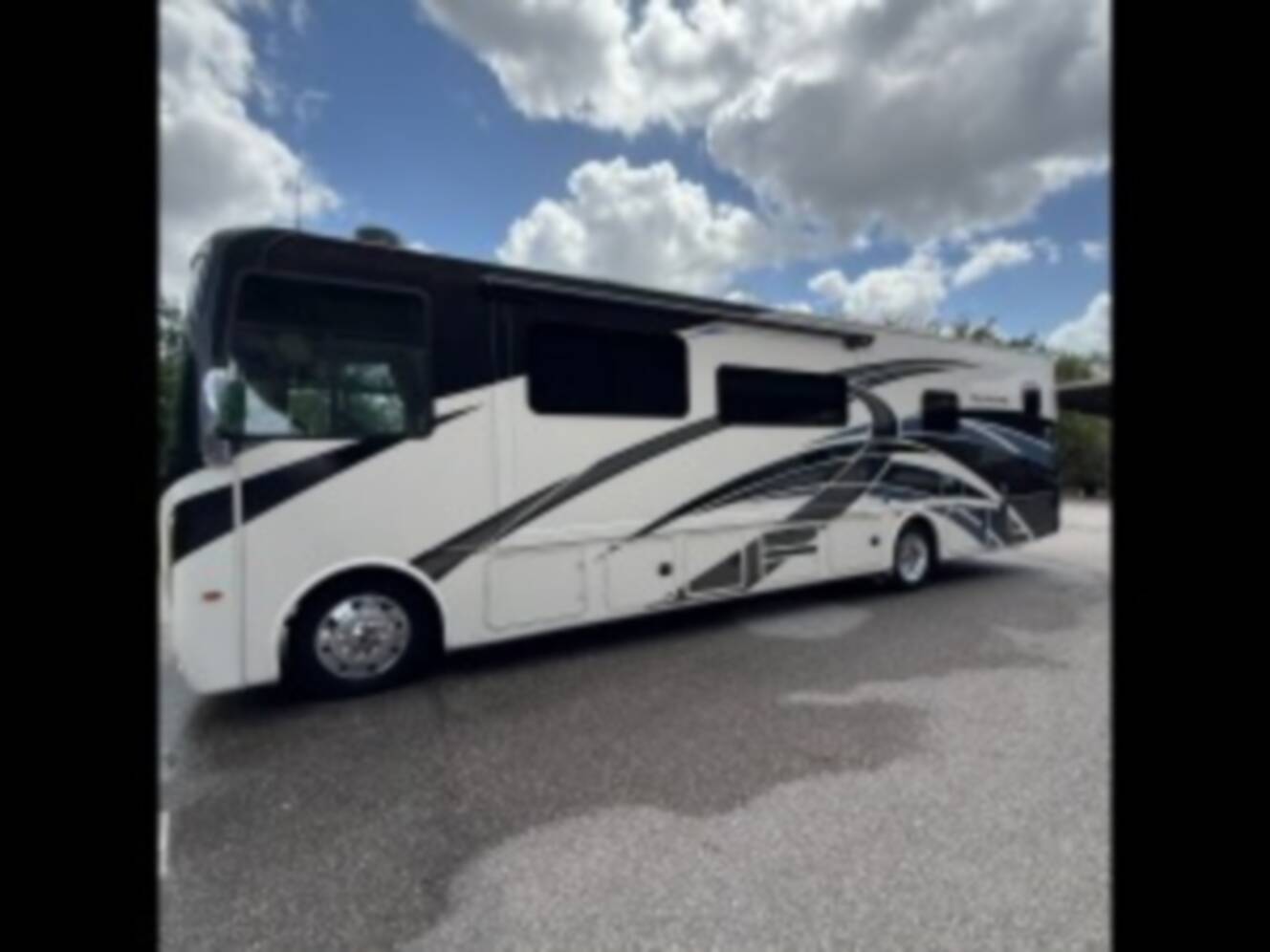 A photo of this 2021 Thor Motor Coach HURRICANE 35M