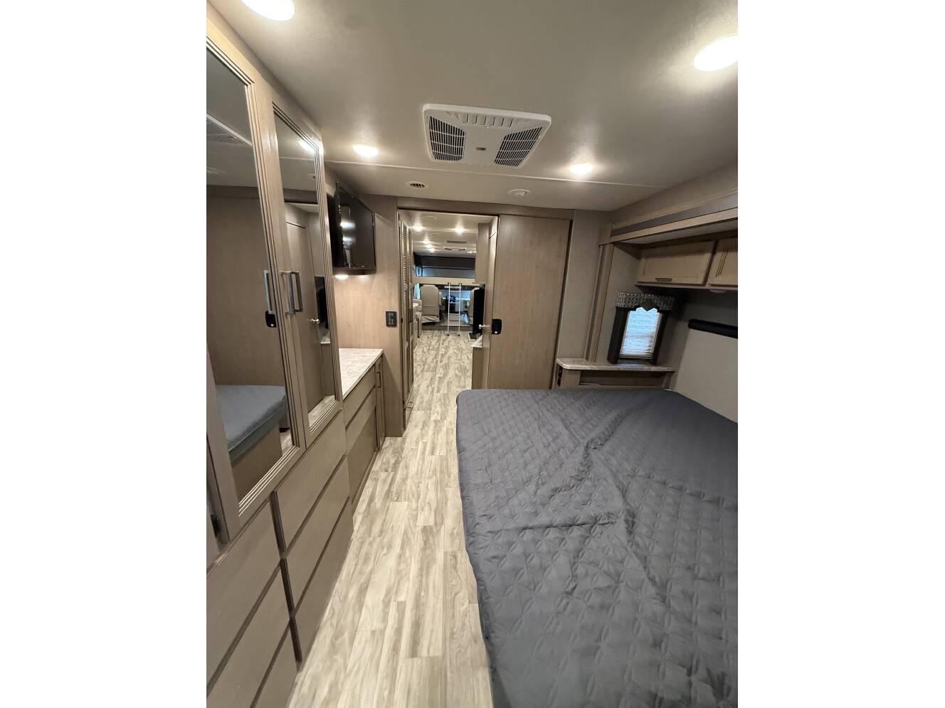 A photo of this 2021 Thor Motor Coach HURRICANE 35M