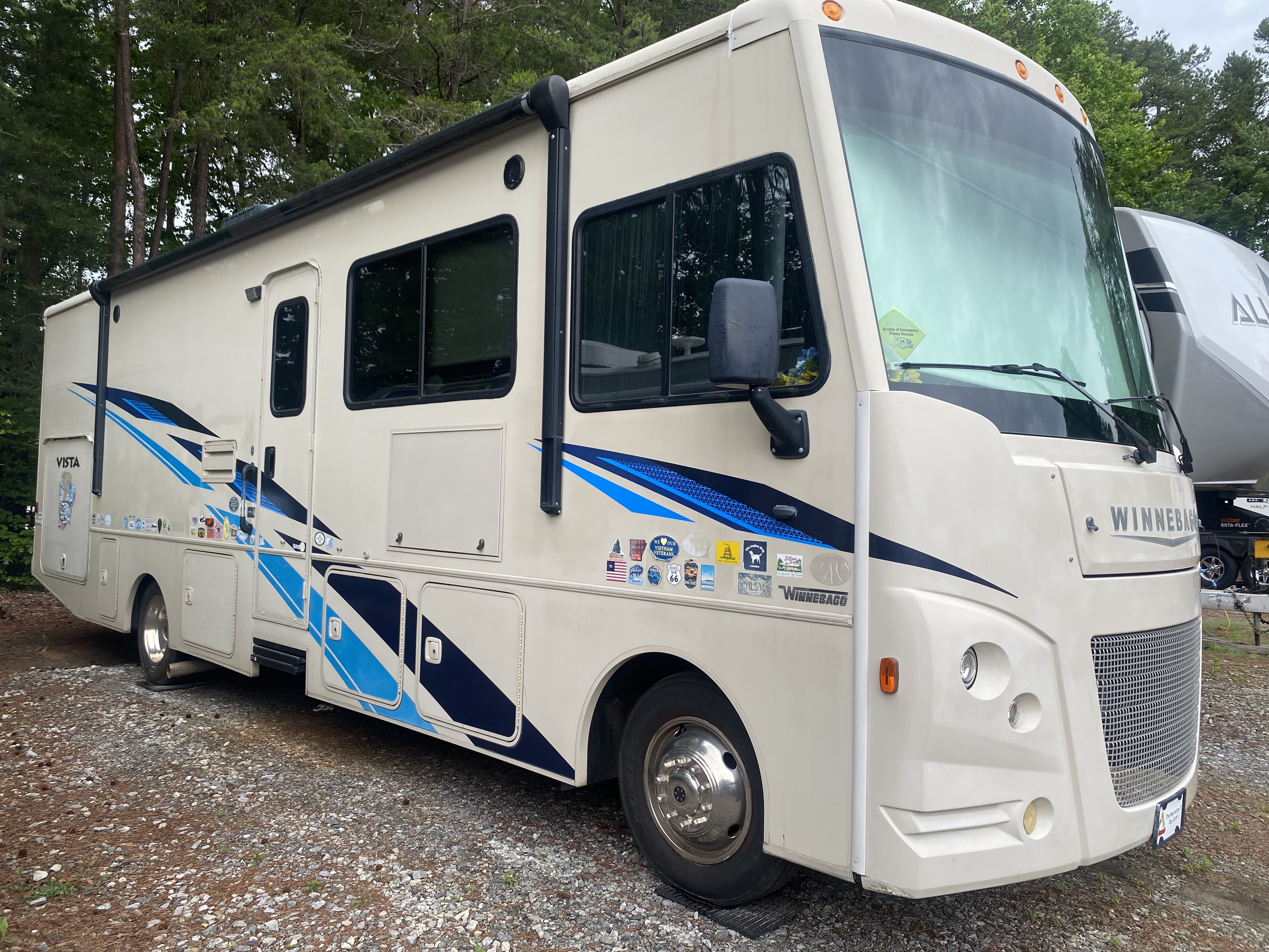 2020 Winnebago VISTA 31BE RV