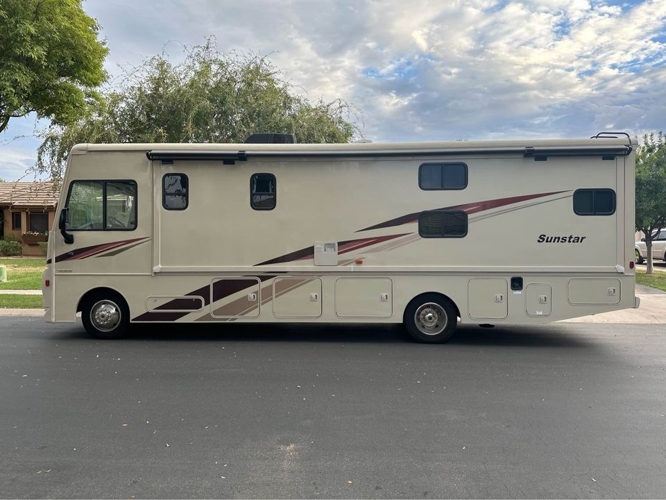 2019 Winnebago SUNSTAR 31BE in gilbert AZ