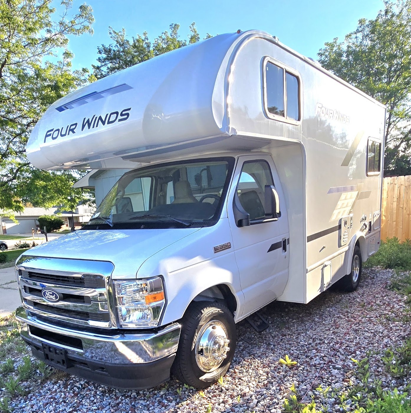 2026 Thor Motor Coach FOUR WINDS 19Z RV