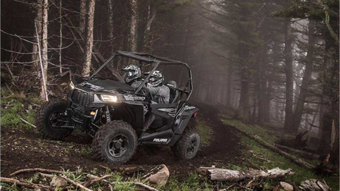 A photo of this 2016 Polaris RZR S 1000 EPS