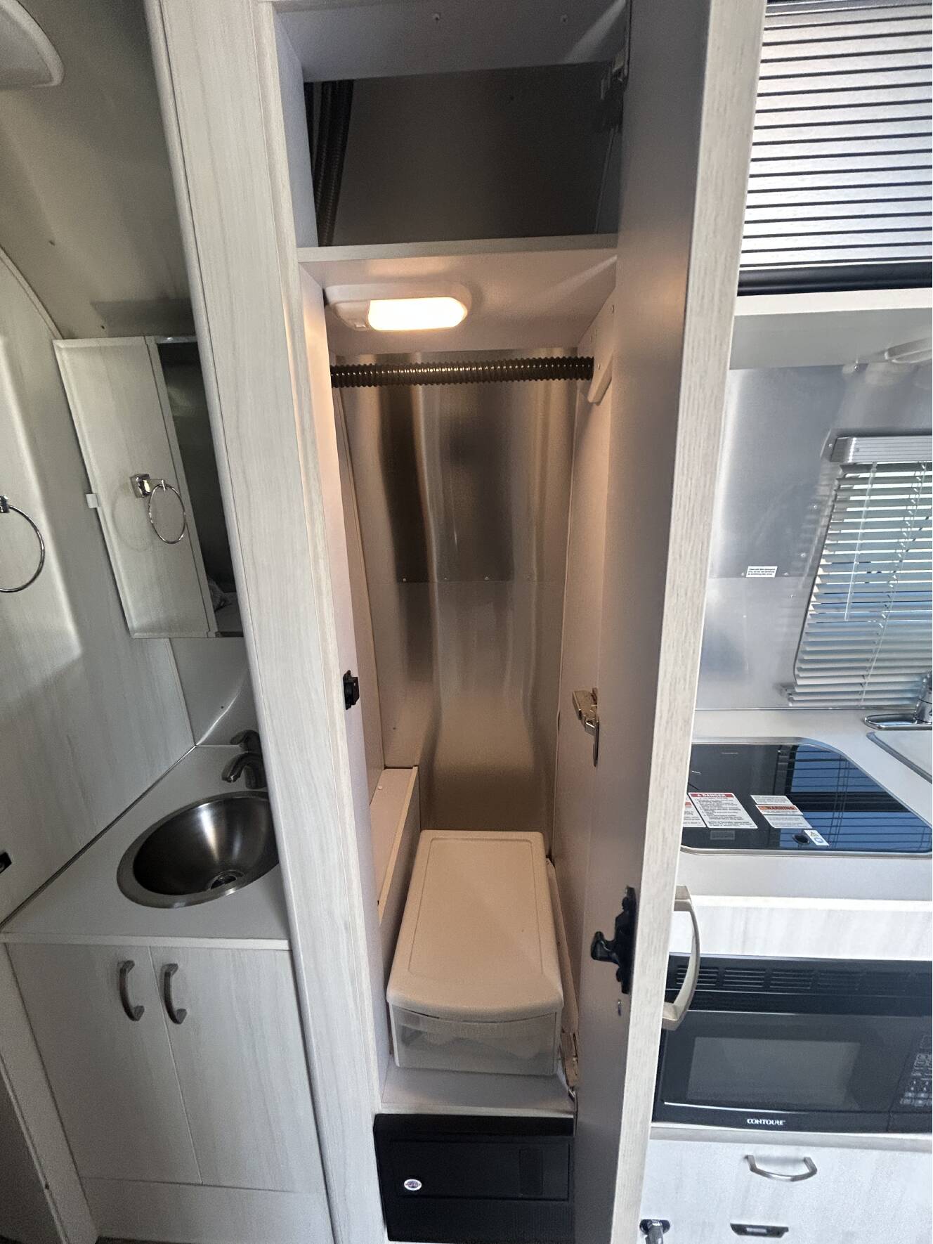 A photo of this 2021 Airstream BAMBI 19CB