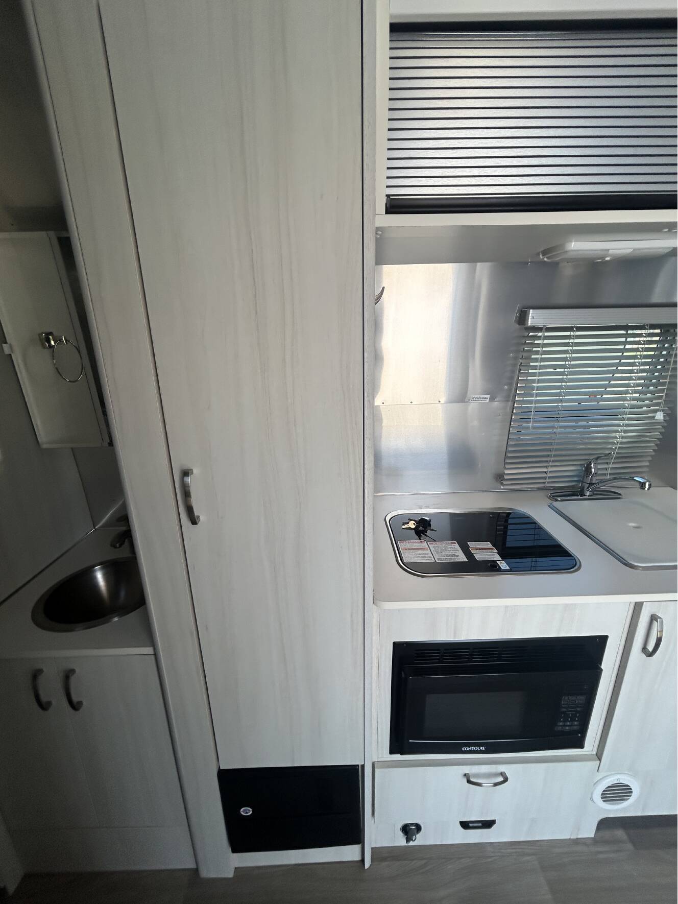 A photo of this 2021 Airstream BAMBI 19CB
