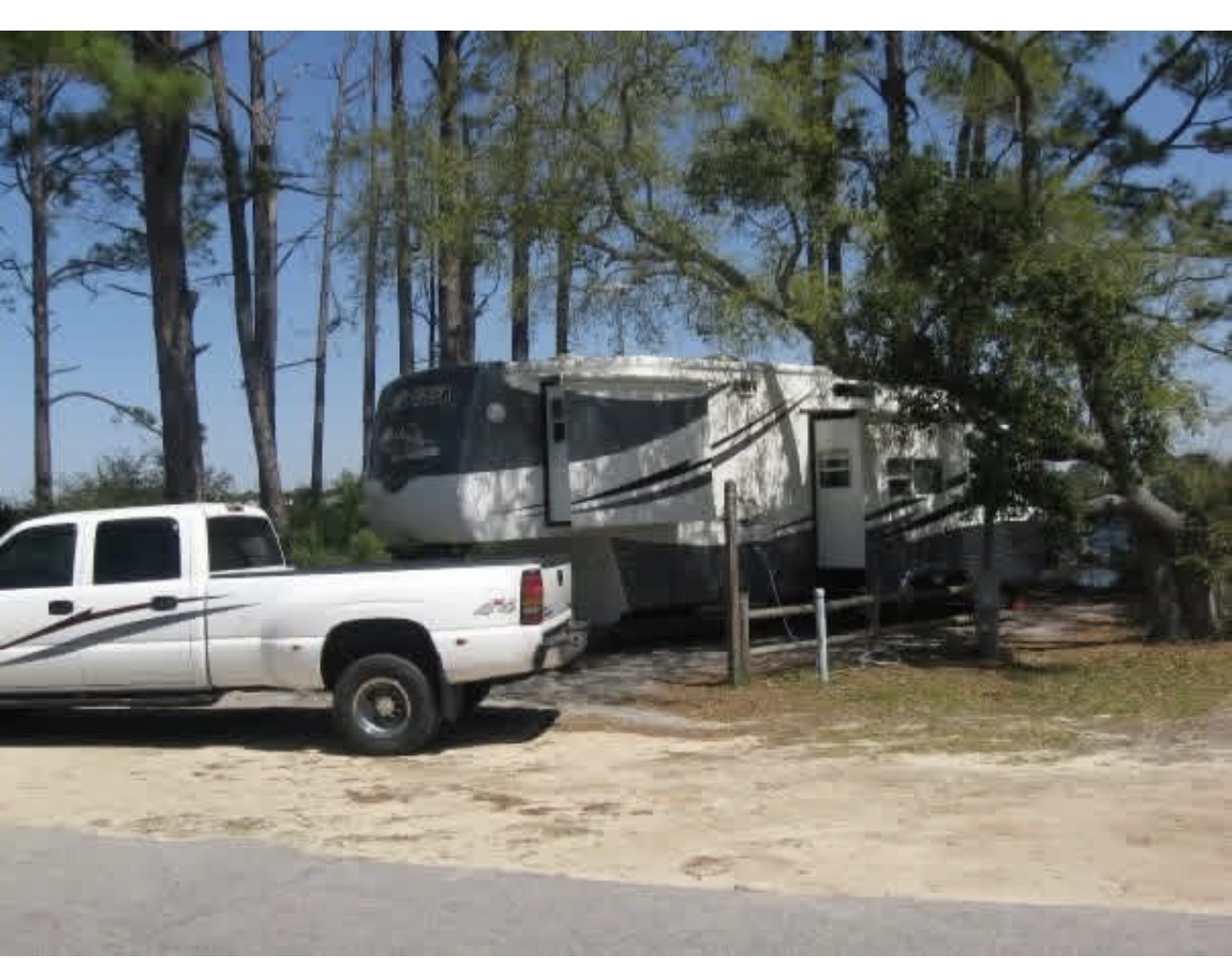 2004 Forest River CEDAR CREEK 362BBS in disputanta VA
