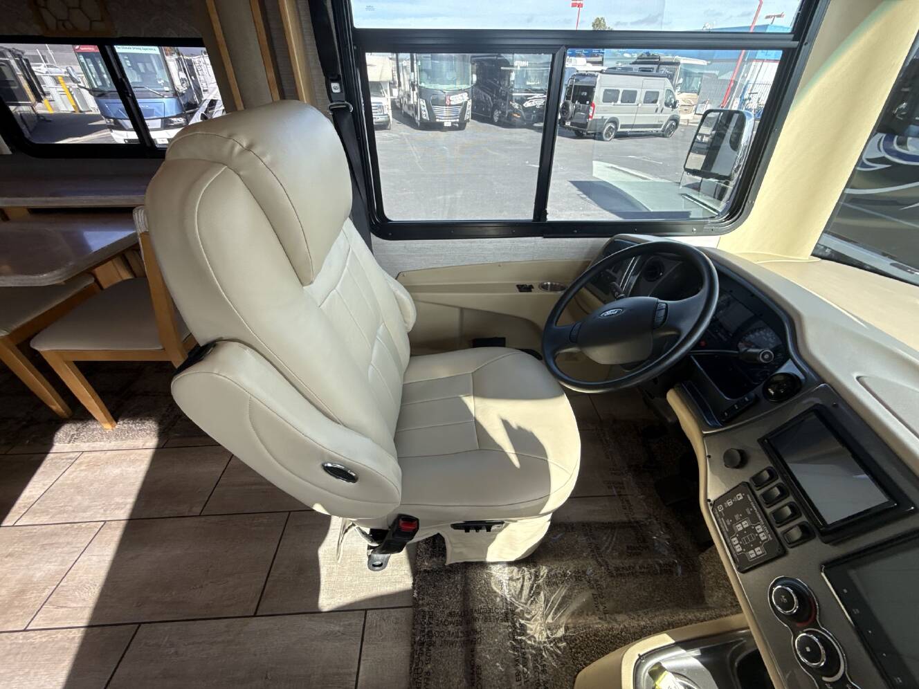 A photo of this 2020 Tiffin Motorhomes ALLEGRO OPEN ROAD 36LA