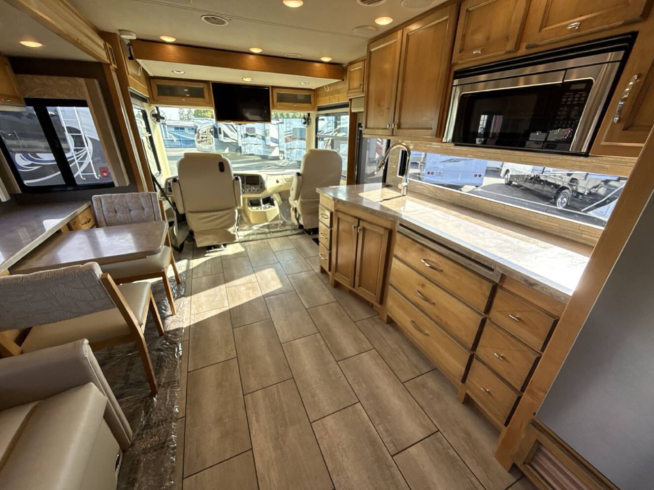A photo of this 2020 Tiffin Motorhomes ALLEGRO OPEN ROAD 36LA