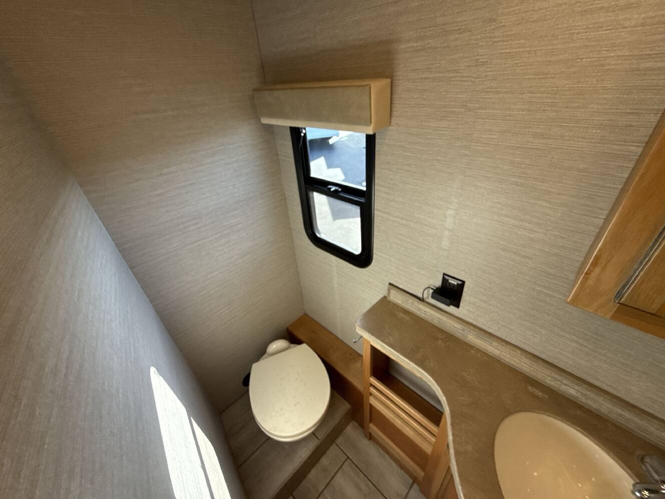 A photo of this 2020 Tiffin Motorhomes ALLEGRO OPEN ROAD 36LA
