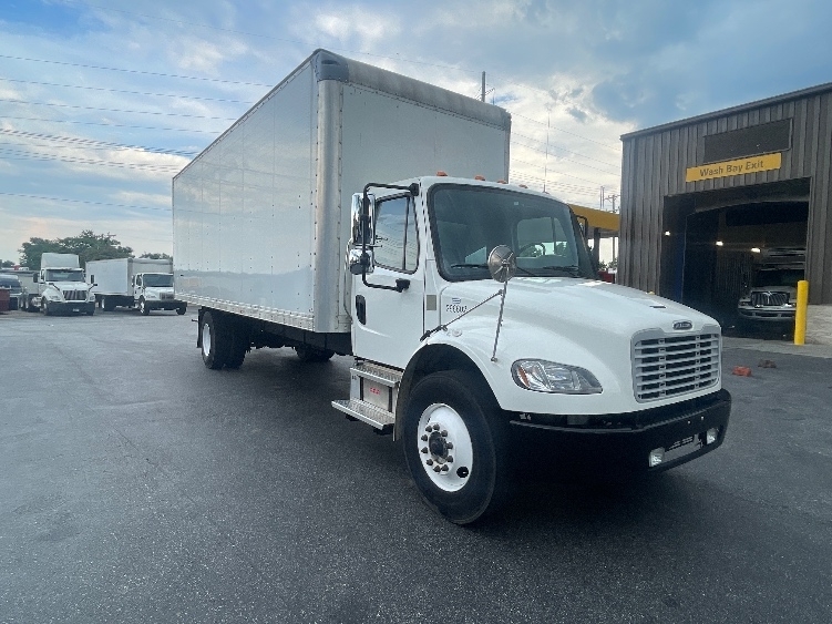 2021 FREIGHTLINER BUSINESS CLASS M2 106 in Concord, NC