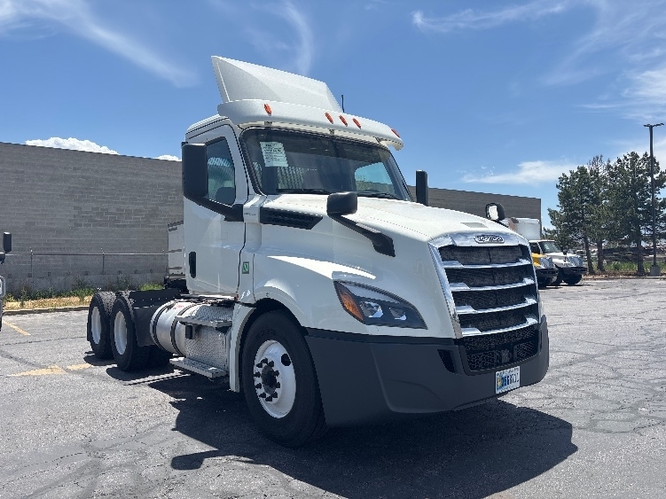 2019 FREIGHTLINER CASCADIA 126 in Salt Lake City, UT