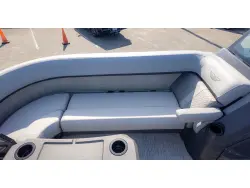 2026 Bennington 24 M STERN LOUNGE