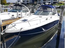 Sea Ray SLX 360 Preview image