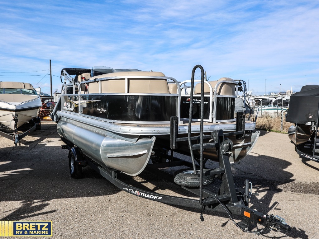 2024 Sun Tracker Party Barge 16 DLX 22 RF XP3 in nampa ID