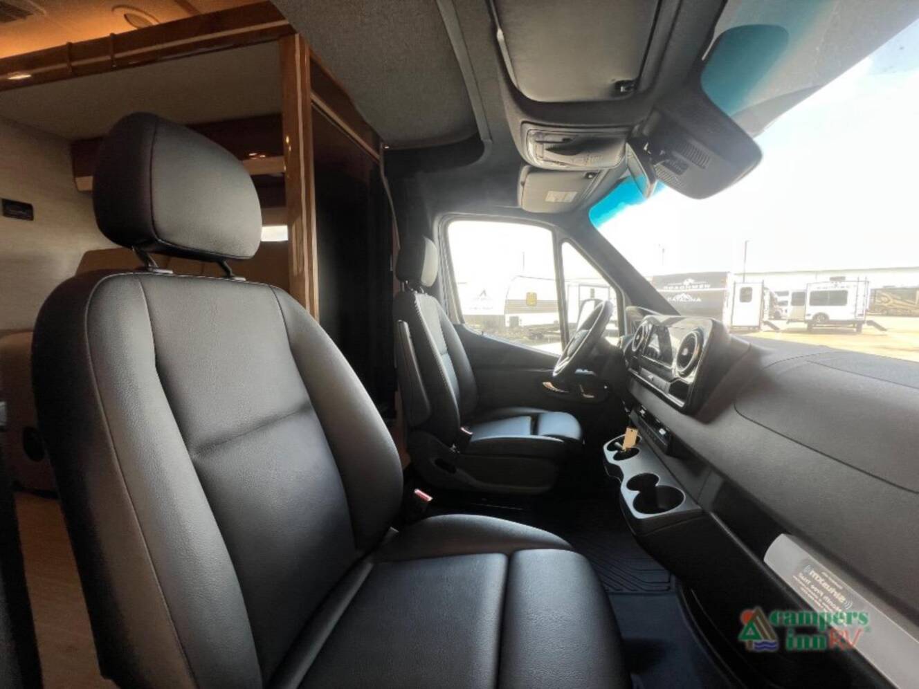 A photo of this 2021 Jayco Melbourne Prestige 24LP
