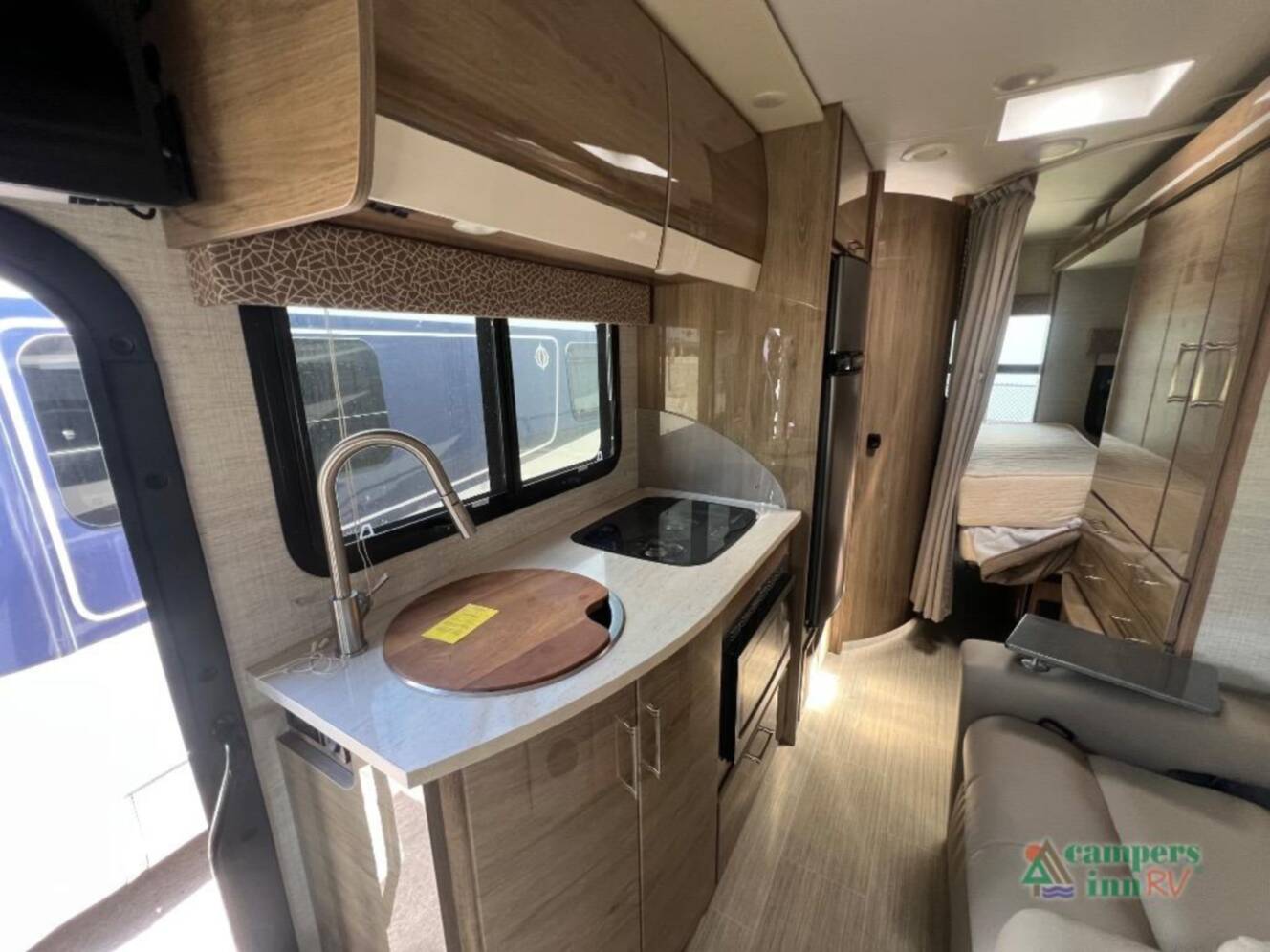 A photo of this 2021 Jayco Melbourne Prestige 24LP