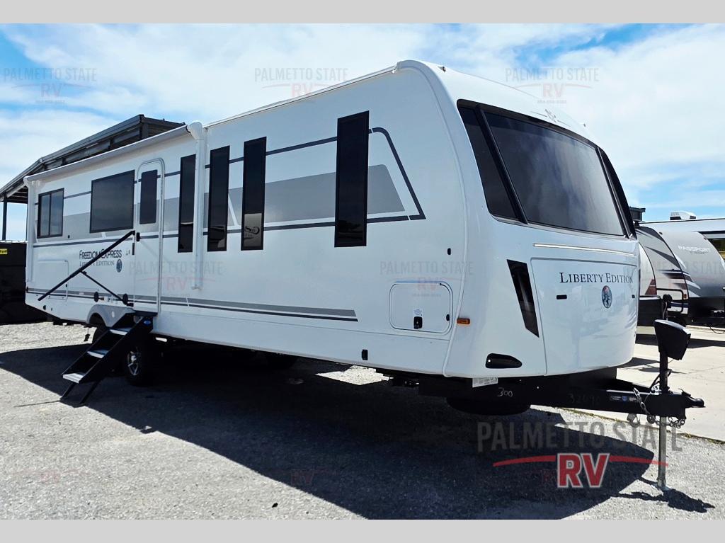 2026 Coachmen Rv Freedom Express Liberty Edition 300RKS in greer SC