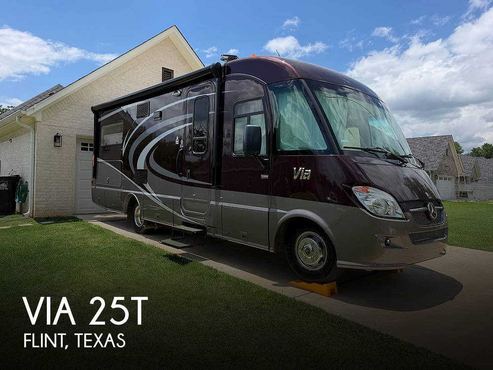 2014 Winnebago Via 25T in flint TX