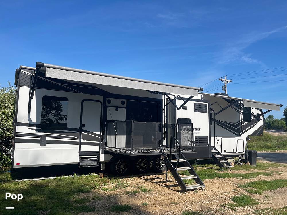 View more photos of this listing