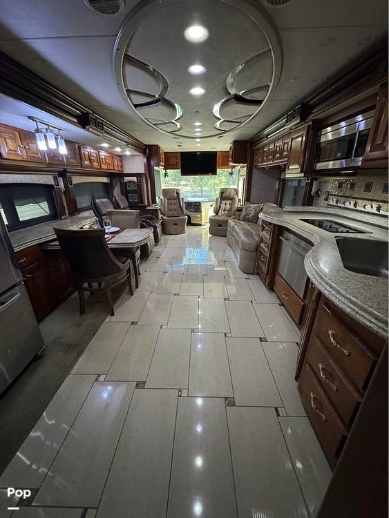 2011 Tiffin Zephyr 45QBZ in newark NY
