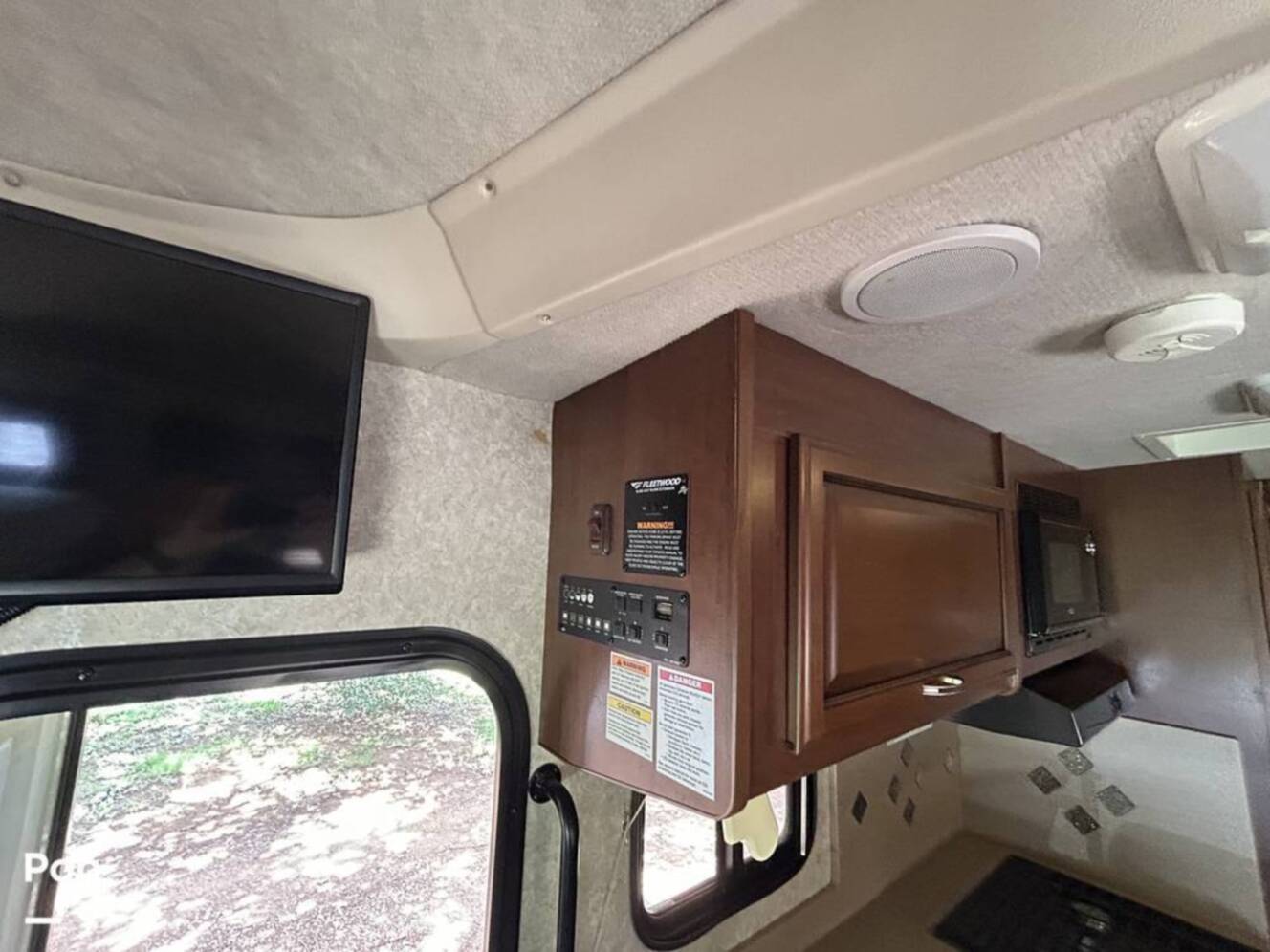 A photo of this 2011 Fleetwood Tioga Ranger DSL 24L