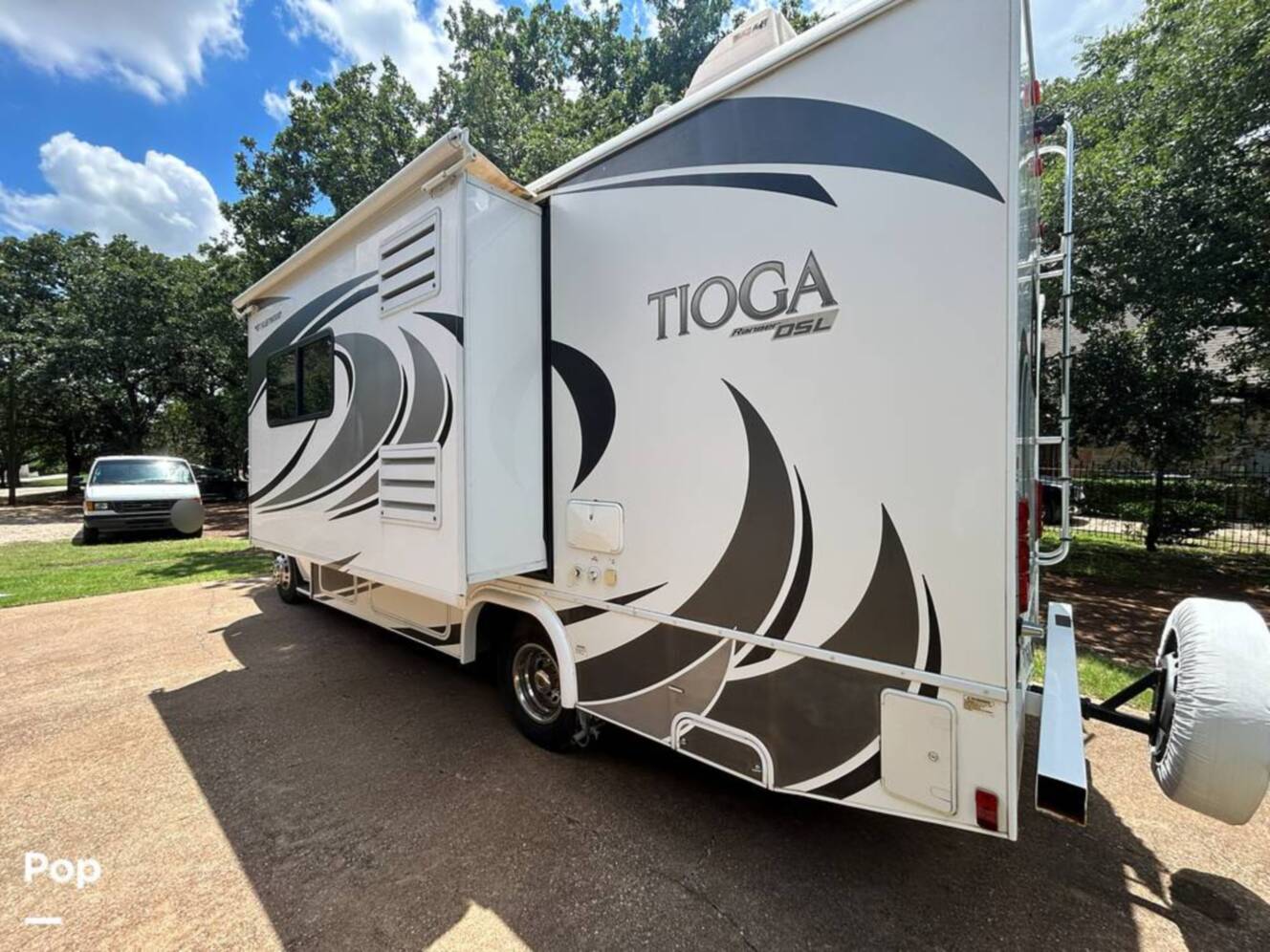 A photo of this 2011 Fleetwood Tioga Ranger DSL 24L