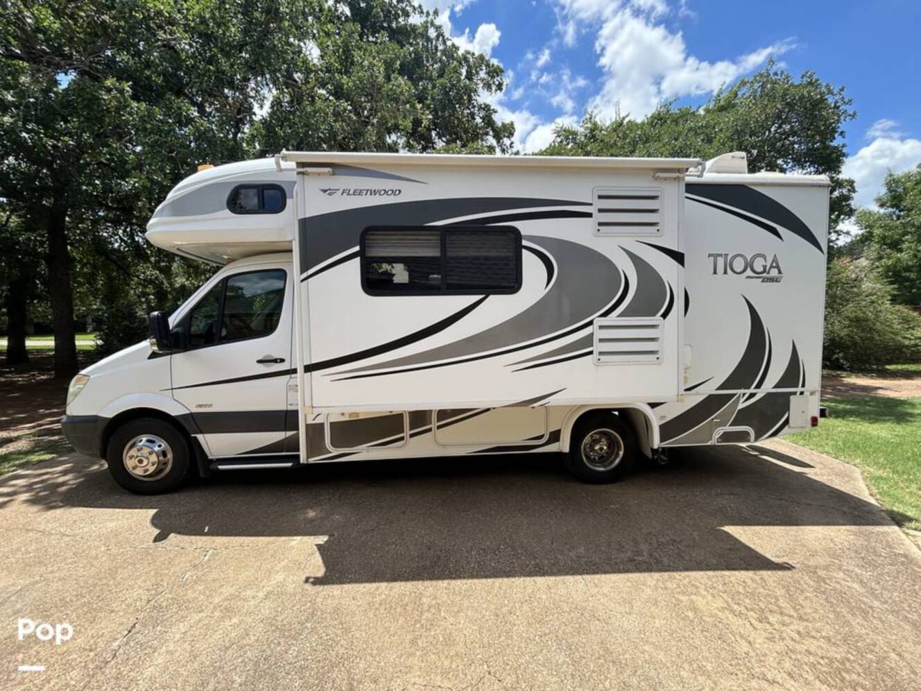 A photo of this 2011 Fleetwood Tioga Ranger DSL 24L