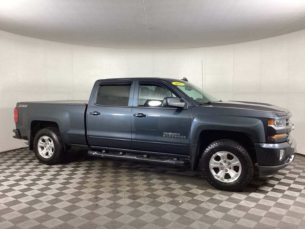 2017 CHEVROLET Silverado in Grandville, MI