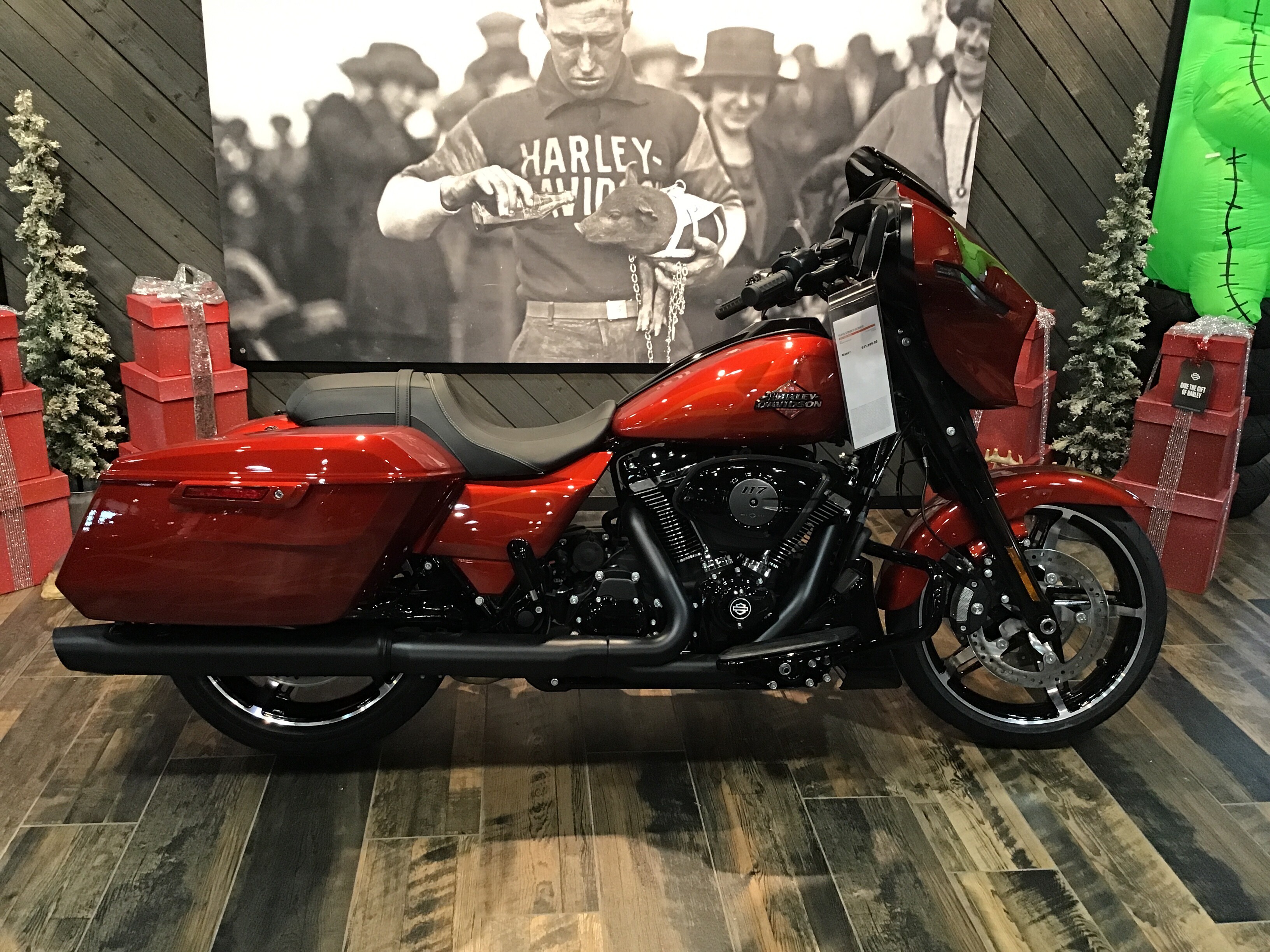 2025 Harley-Davidson Street Glide® in Salisbury, MD